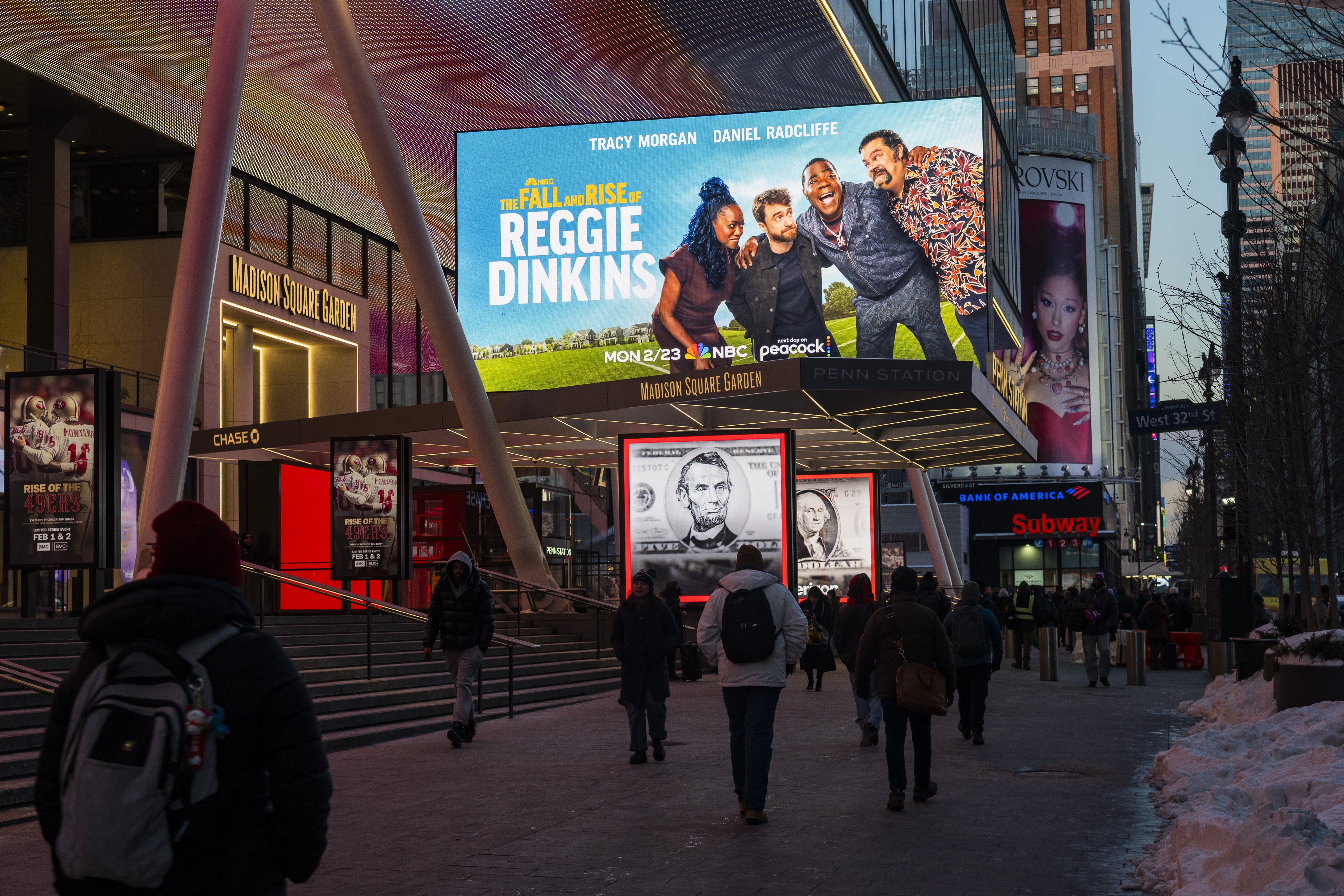 01 Msg Marquee (south) - Peacock 7